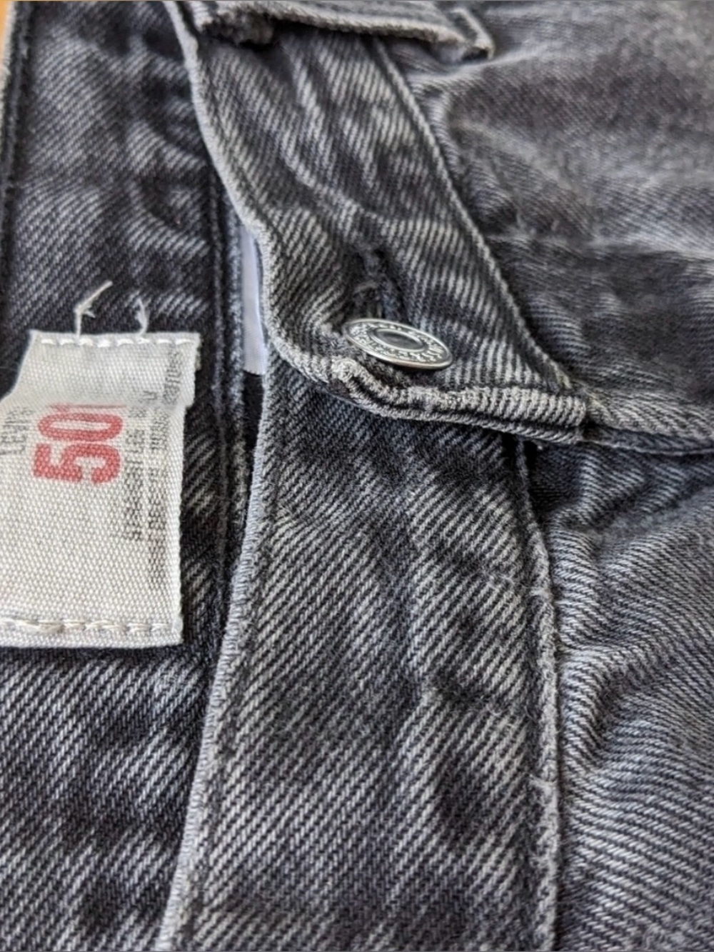 Vintage Levi's 501 Cutoff Jean denim Shorts Black wash xl waist 36 38 @p - Picture 9 of 10